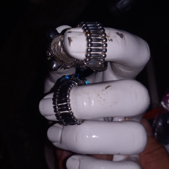 N-20 two Silver toned stretch Rings w/ teal and blue Rhinestones and glass gems - Picture 5 of 7